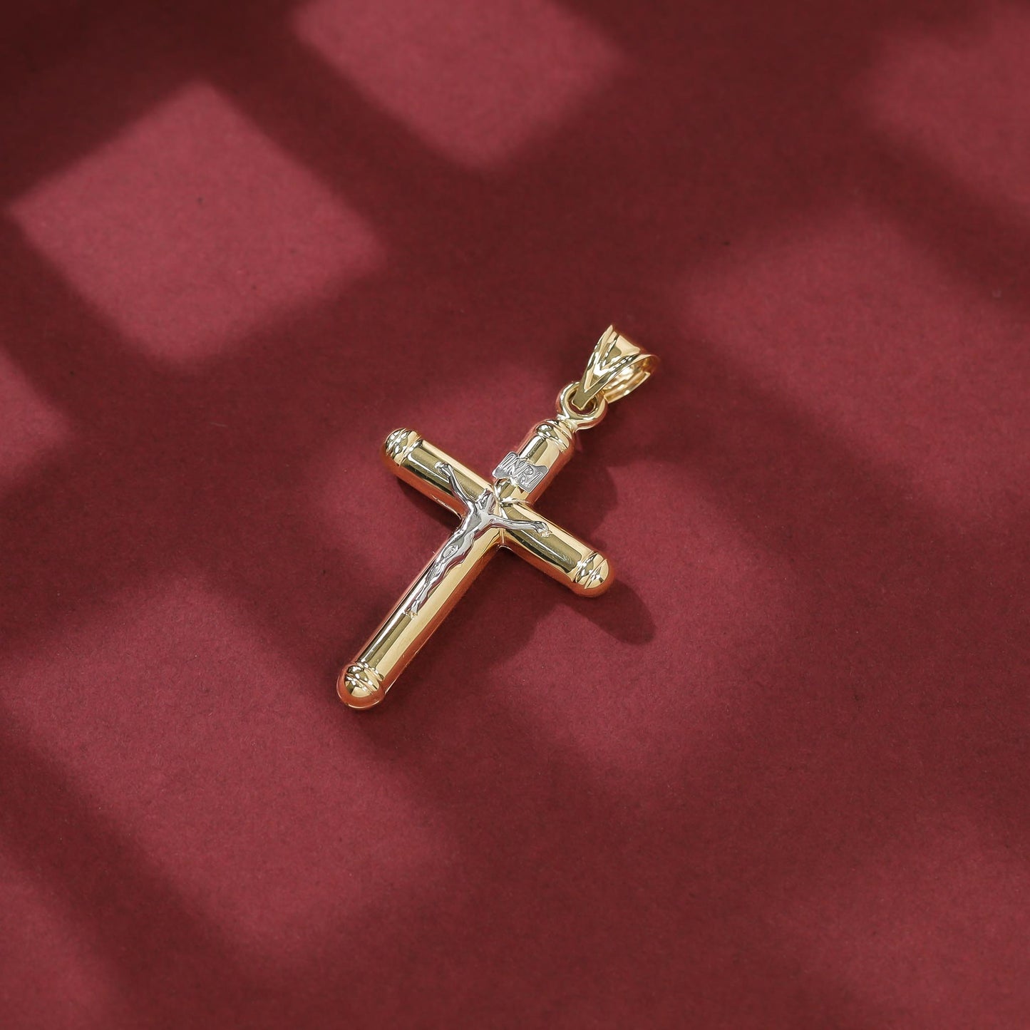 9ct Yellow Gold Crucifix Pendant